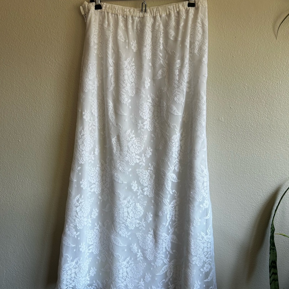 Vintage White Floral Lace Skirt